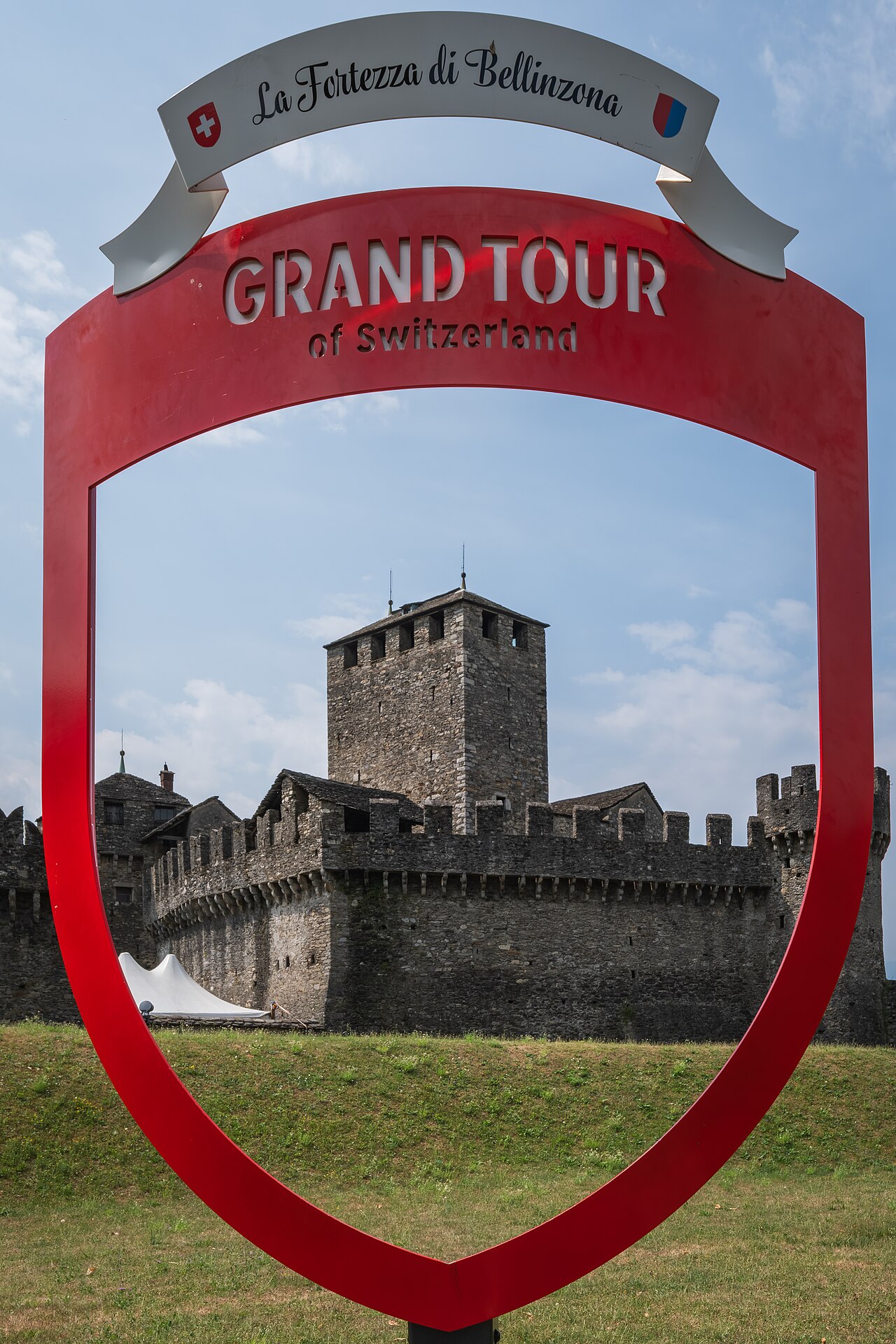 Veduta di Bellinzona, capoluogo del Cantone Ticino.